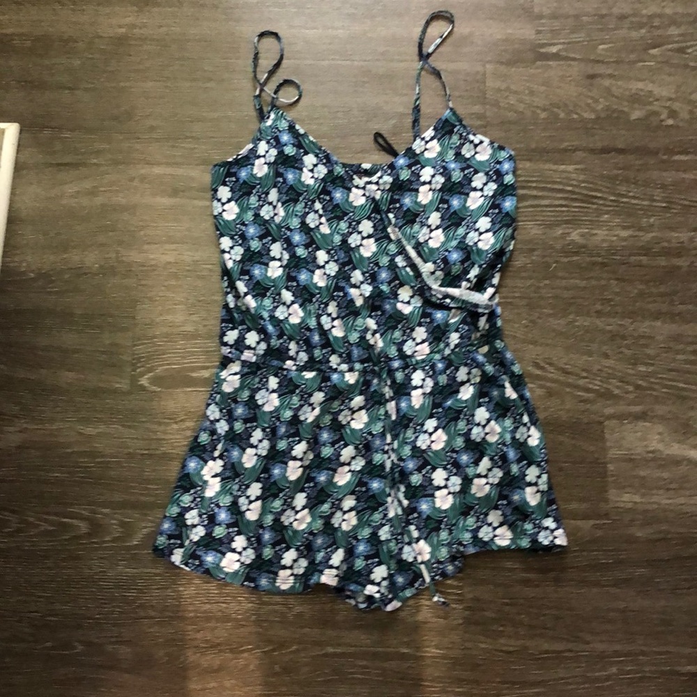 NWT Aeropostale Romper